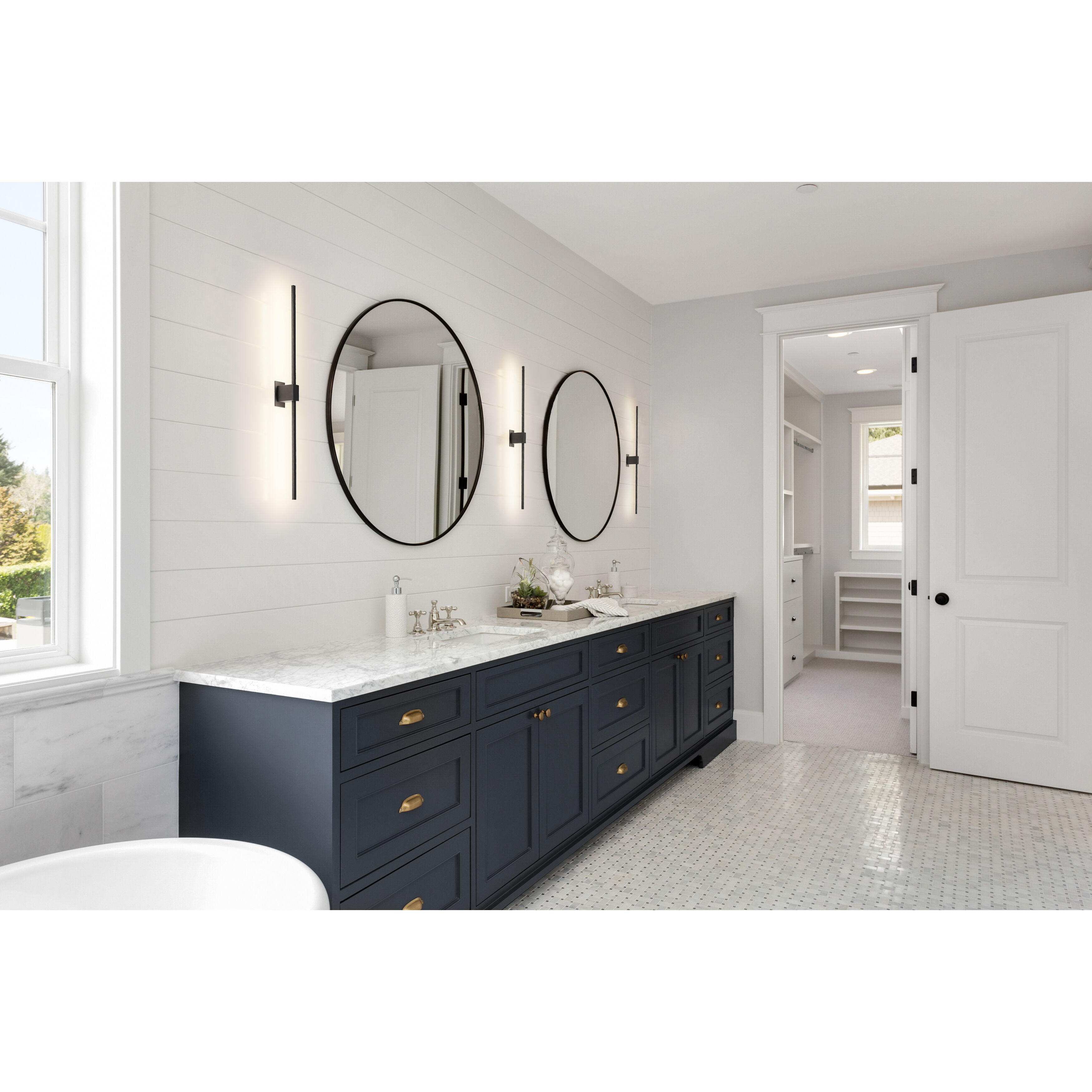 Z-Bar LED 24 inch Matte white Wall Sconce Wall Light, Center Mount